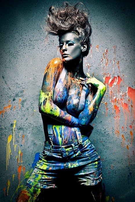 466x699, 168 Kb / краска, маляр, подтяжки, шорты