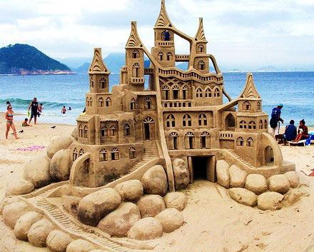 440x353, 64 Kb / песочный замок