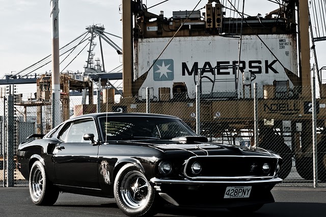 640x427, 100 Kb / Машина