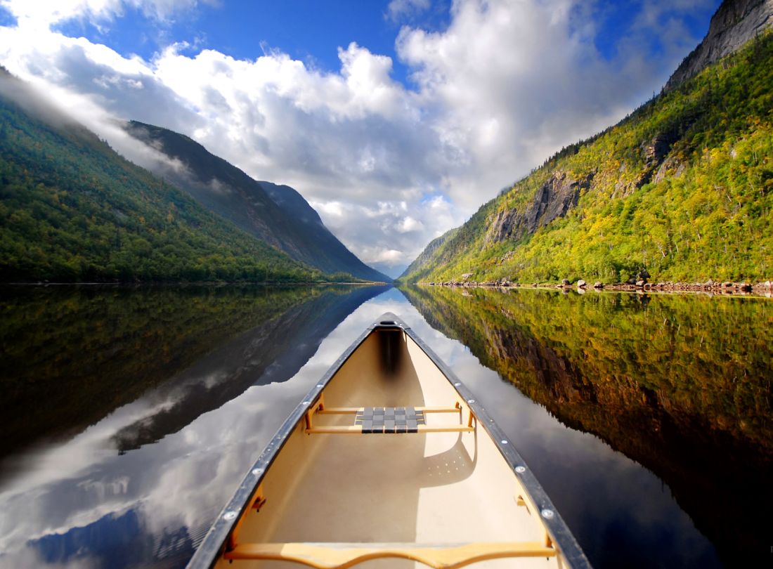 1100x810, 135 Kb / лодка, горы, река