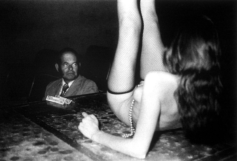 800x545, 114 Kb / стриптиз