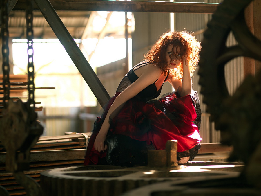 900x675, 181 Kb / рыжая