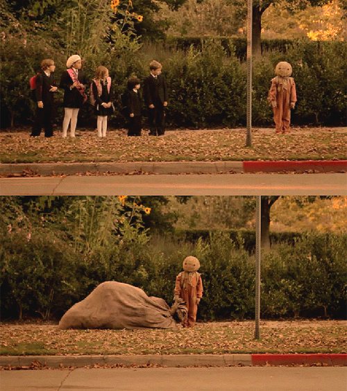 500x564, 85 Kb / ужасы, дети, остановка, мешок