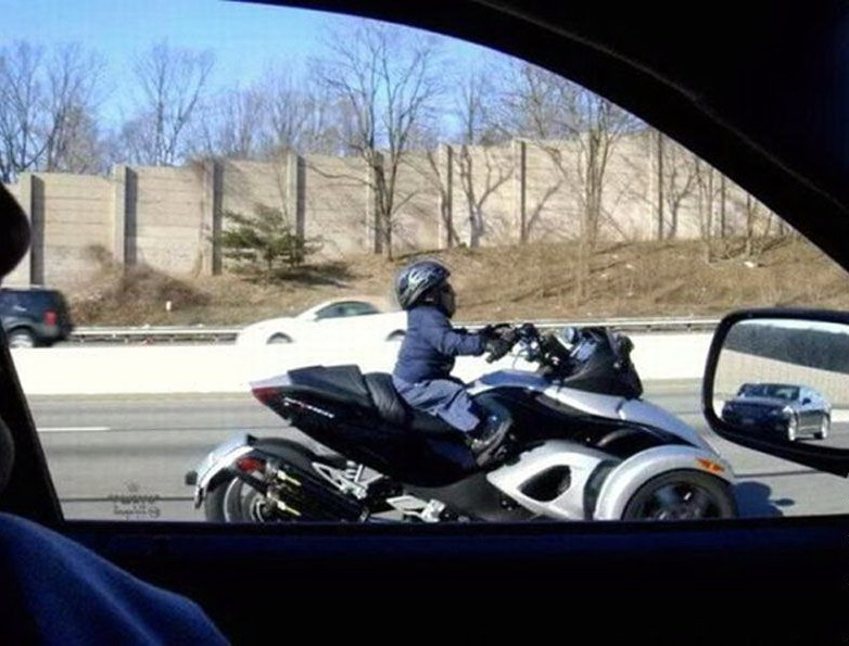 782x595, 125 Kb / карлик, трицикл