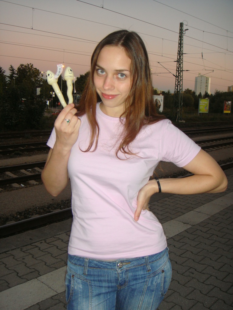 768x1024, 191 Kb / девушка, сперматозоиды