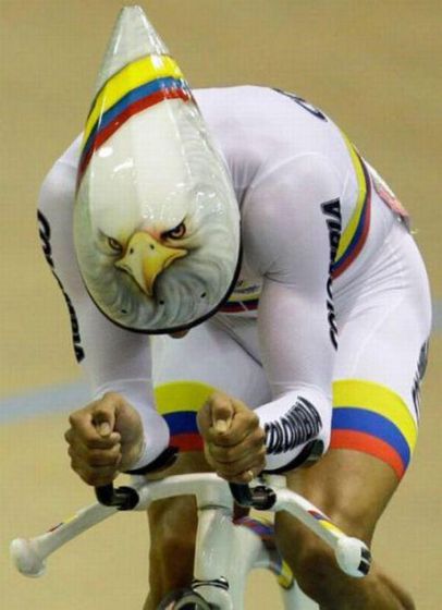 406x560, 31 Kb / велосипед, шлем, орел