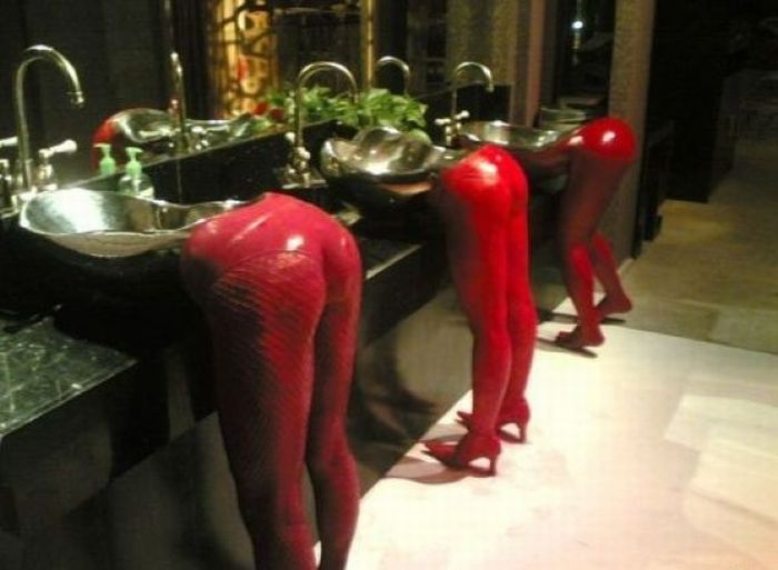 700x513, 42 Kb / умывальники