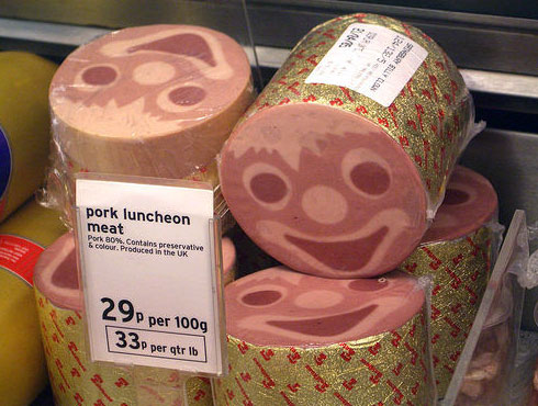 490x370, 55 Kb / колбаса, смайл