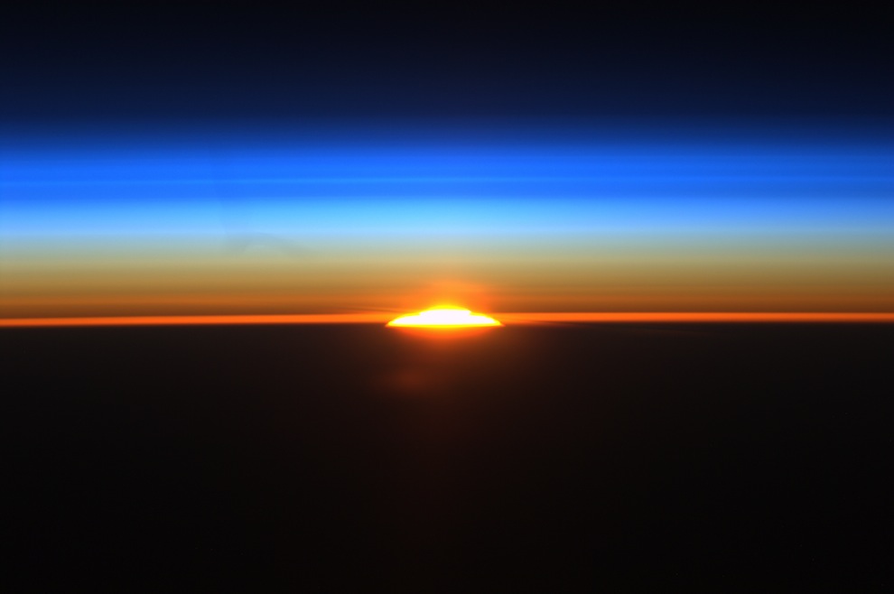 990x658, 46 Kb / расвет, космос