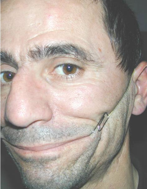 473x608, 53 Kb / улыбка, скрепка