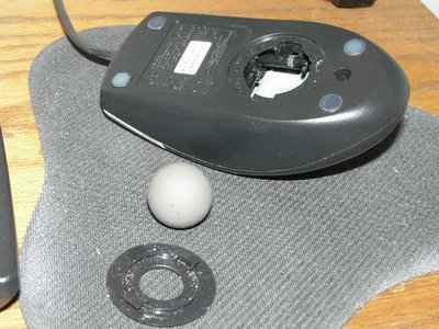 400x300, 35 Kb / мышка с шариком