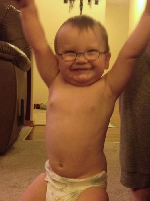 524x700, 43 Kb / ребенок, радость, очки