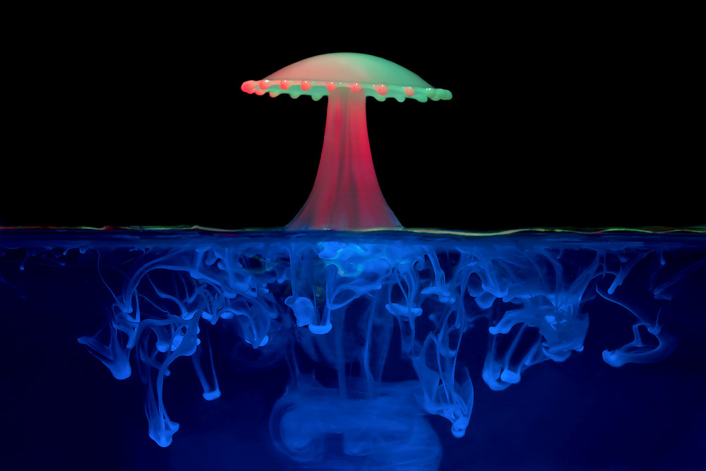 1000x667, 143 Kb / молоко, капля