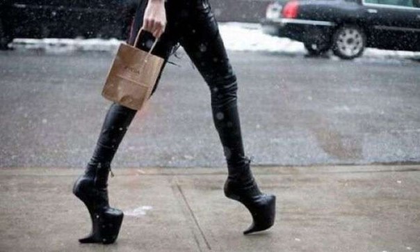 604x362, 42 Kb / сапоги, кожа, ласины, ужас