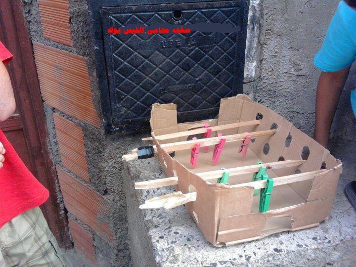 720x540, 78 Kb / футбол, коробка, прищепки