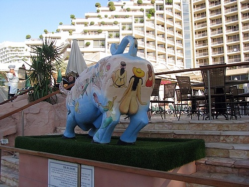 500x375, 93 Kb / бык, яйца