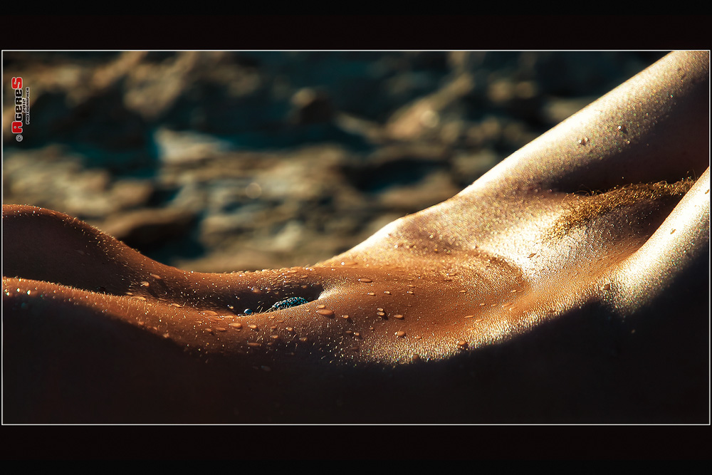 1000x667, 217 Kb / пирсинг, животик, лобок