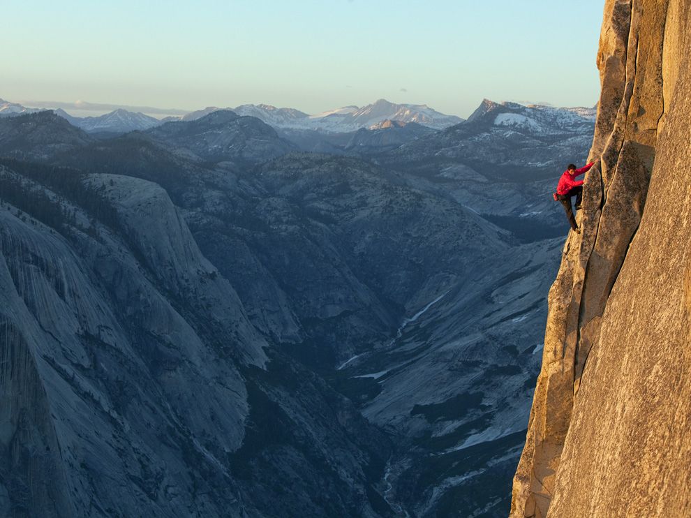 990x742, 117 Kb / альпинист, горы