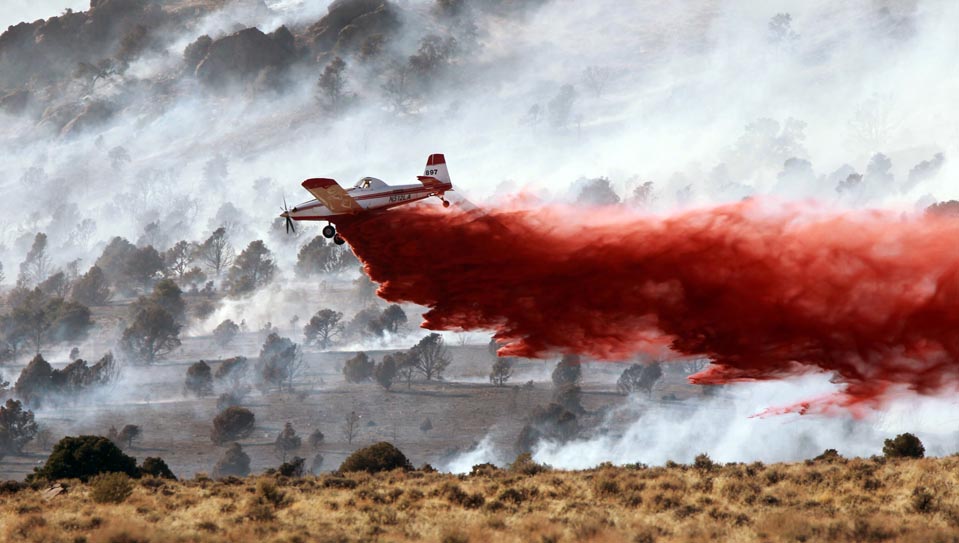 959x543, 89 Kb / самолет, порошок