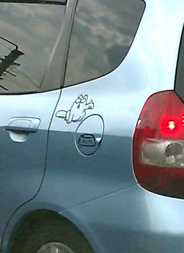 377x518, 52 Kb / кот, саймона, бак, бензин