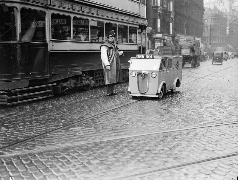 799x604, 188 Kb / авто, трамвай, ретро, ч/б