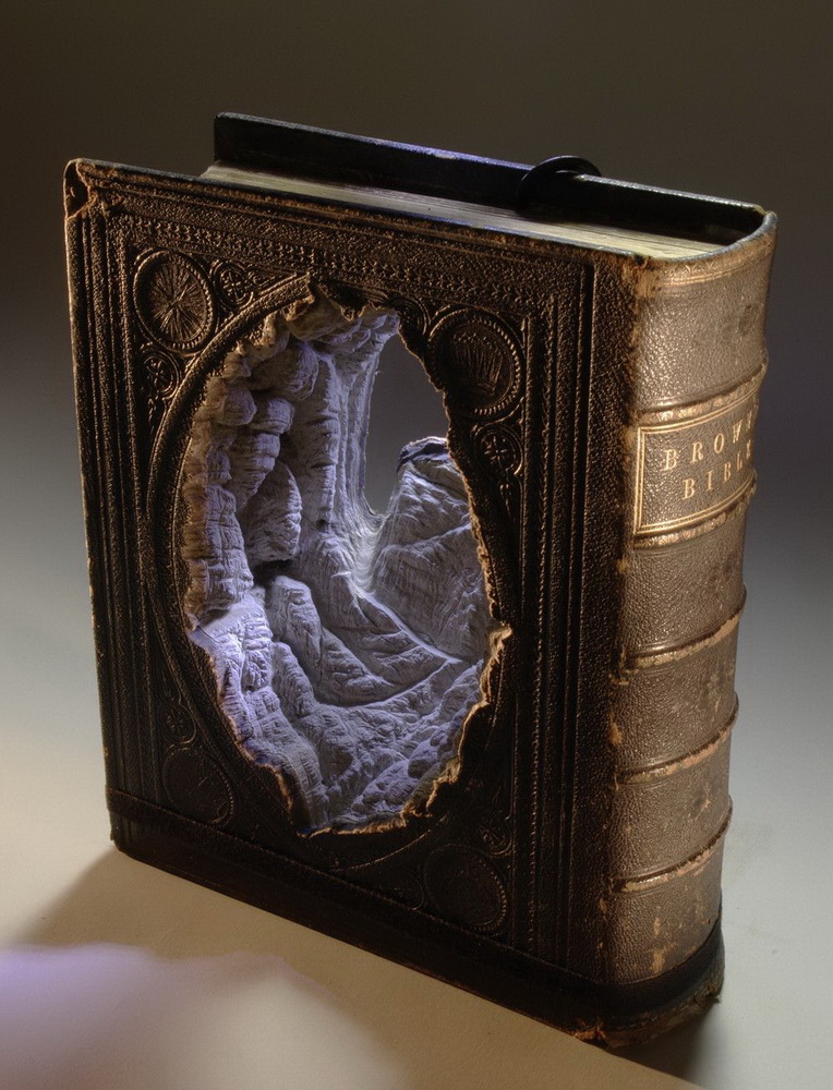 764x1000, 273 Kb / книга, гора