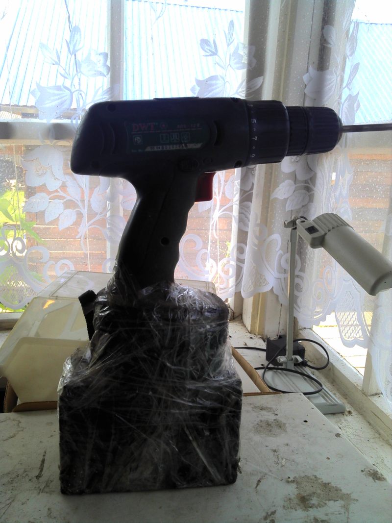 800x1067, 152 Kb / аккумулятор, шуруповерт