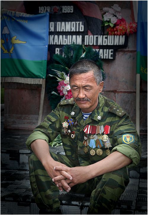 500x723, 76 Kb / капитан,медали,вдв