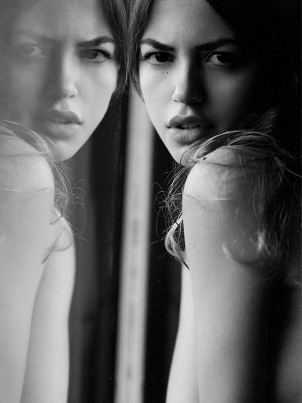 600x800, 66 Kb / девушка, ч/б, портрет