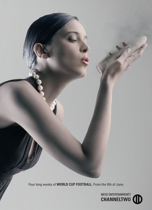 584x808, 38 Kb / футбол, реклама, чемпионат, вибратор