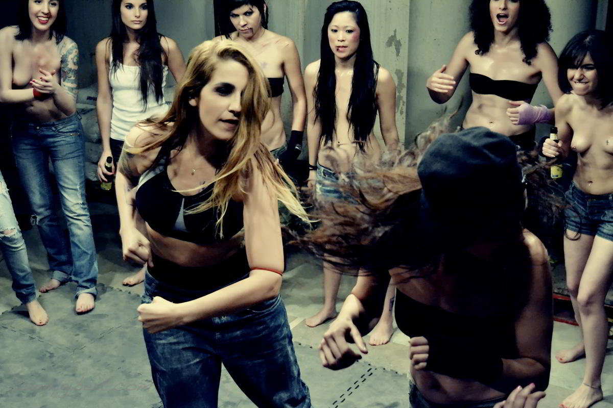 1200x800, 121 Kb / Драка, тюрьма, ринг, атака