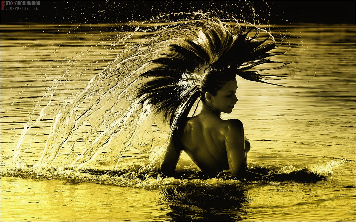 1200x750, 275 Kb / сепия, волосы, вода, брызги, плечи