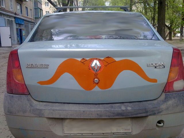 640x480, 62 Kb / рено, ноги, рисунок, замок