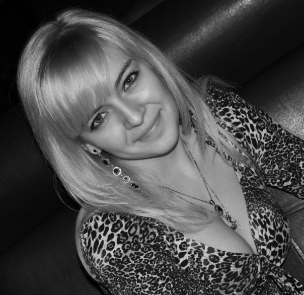 604x586, 109 Kb / няша, в контакте, ч/б, взгляд, Оля