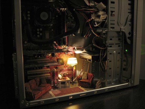 480x360, 33 Kb / системник, компьютер, комп, мать, корпус, обстановка, диван, торшер, кресло