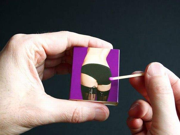 604x453, 61 Kb / коробок, трусы, спичка, рука