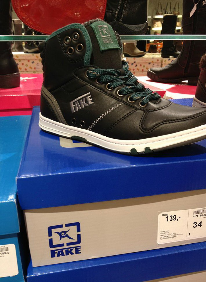 710x970, 210 Kb / кроссовки, фейк, коробка