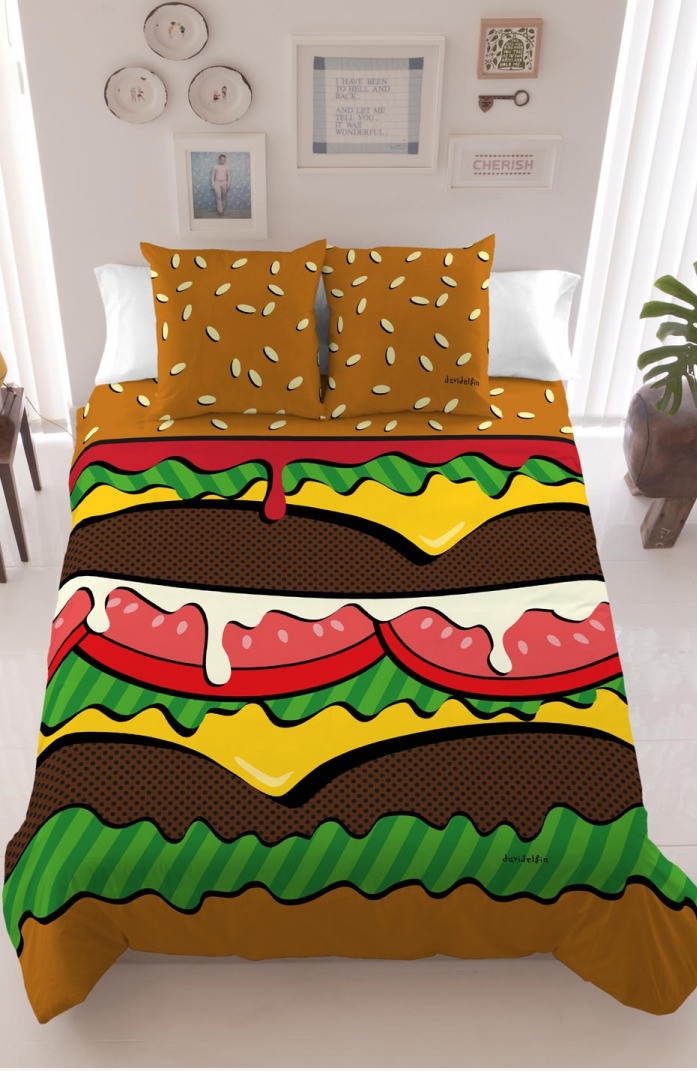 697x1071, 183 Kb / белье, гамбургер, постель