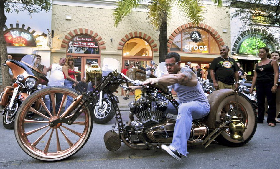 950x575, 210 Kb / мотоцикл, байкер