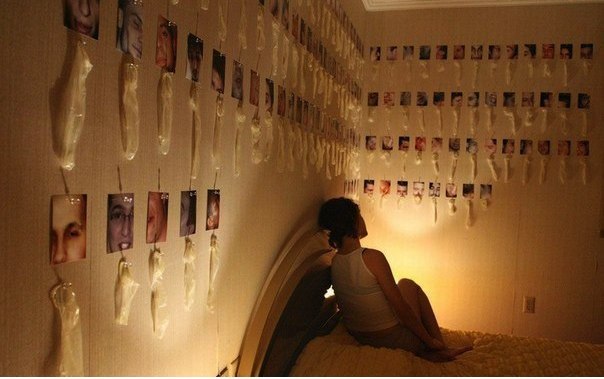 604x379, 47 Kb / девушка, презервативы, коллекция