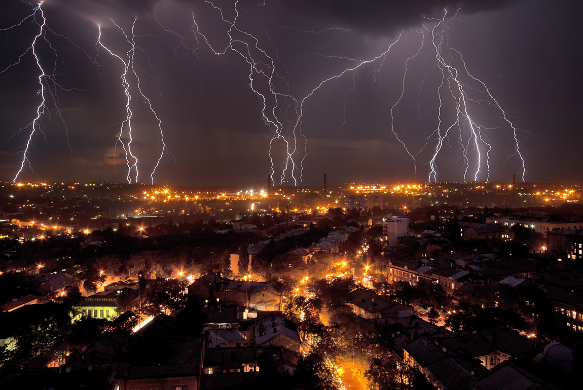 1150x770, 267 Kb / ночь, город, молнии