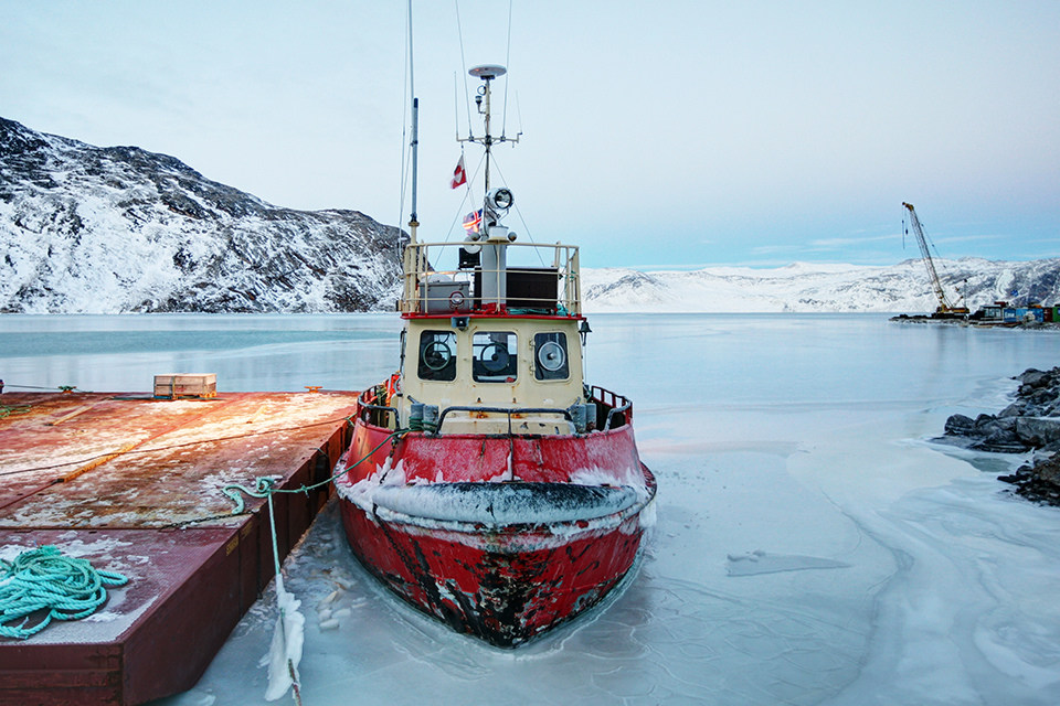 960x640, 196 Kb / лед, катер, корабль