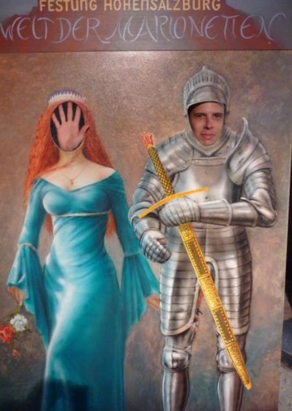 426x600, 41 Kb / принцесса, рука, forever alone