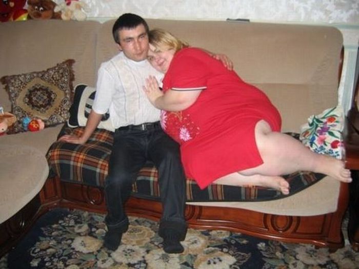 700x525, 52 Kb / свенья, жена