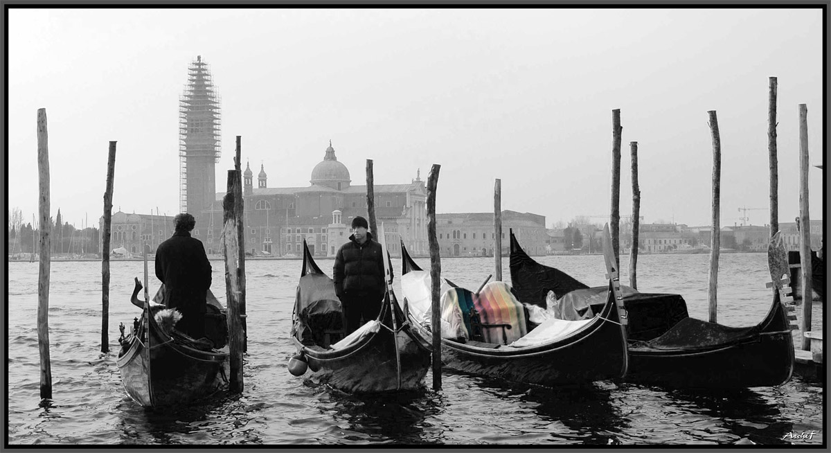 1200x654, 185 Kb / венеция, гондолы, гондольеры, зима