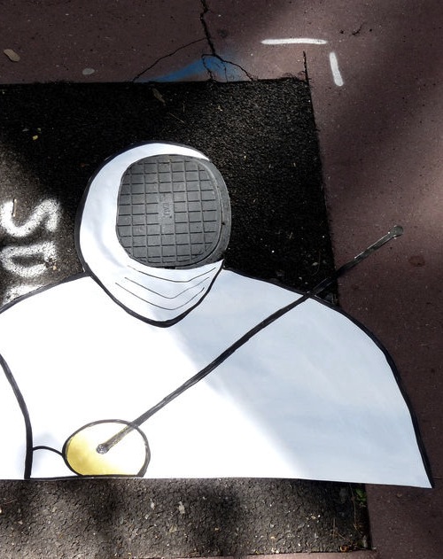 500x631, 99 Kb / люк, граффити, фехтовальщик, маска