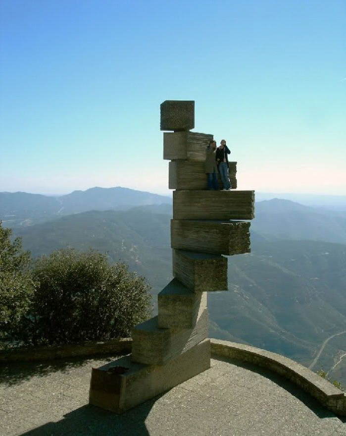 699x880, 138 Kb / монумент, блок, стелла, камень