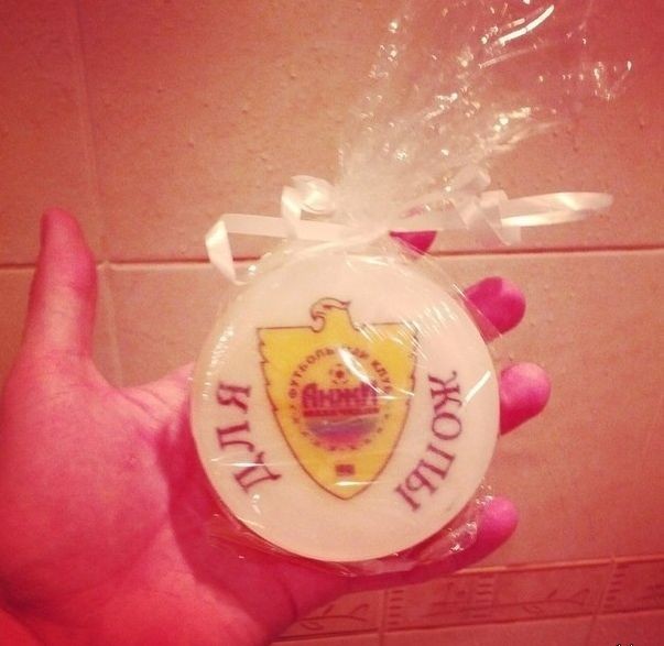 603x587, 61 Kb / мыло, жопа