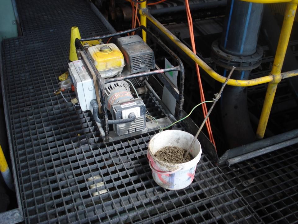 960x720, 118 Kb / мотор, электричество, заземление