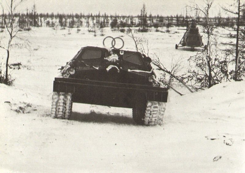 800x564, 108 Kb / Сибирь, зима, свадьба, ссср, снег, ч/б